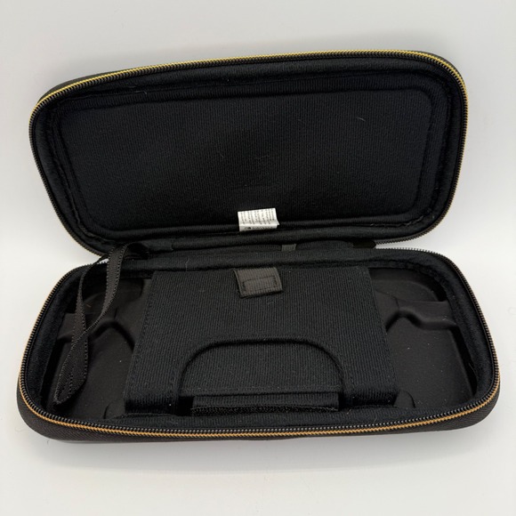 Animal Crossing New Horizons Nintendo Switch‎ Carrying Case with Accessories - Picture 3 of 5